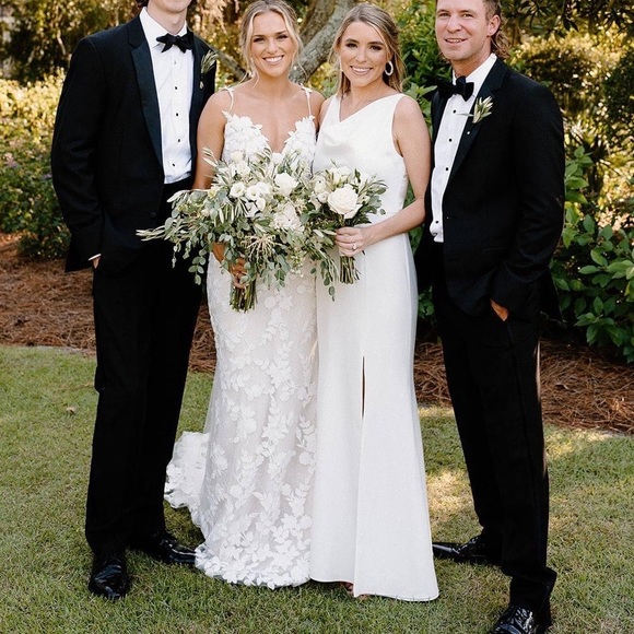 Amsale Dresses & Skirts - Amsale Meryl Dress in Ivory